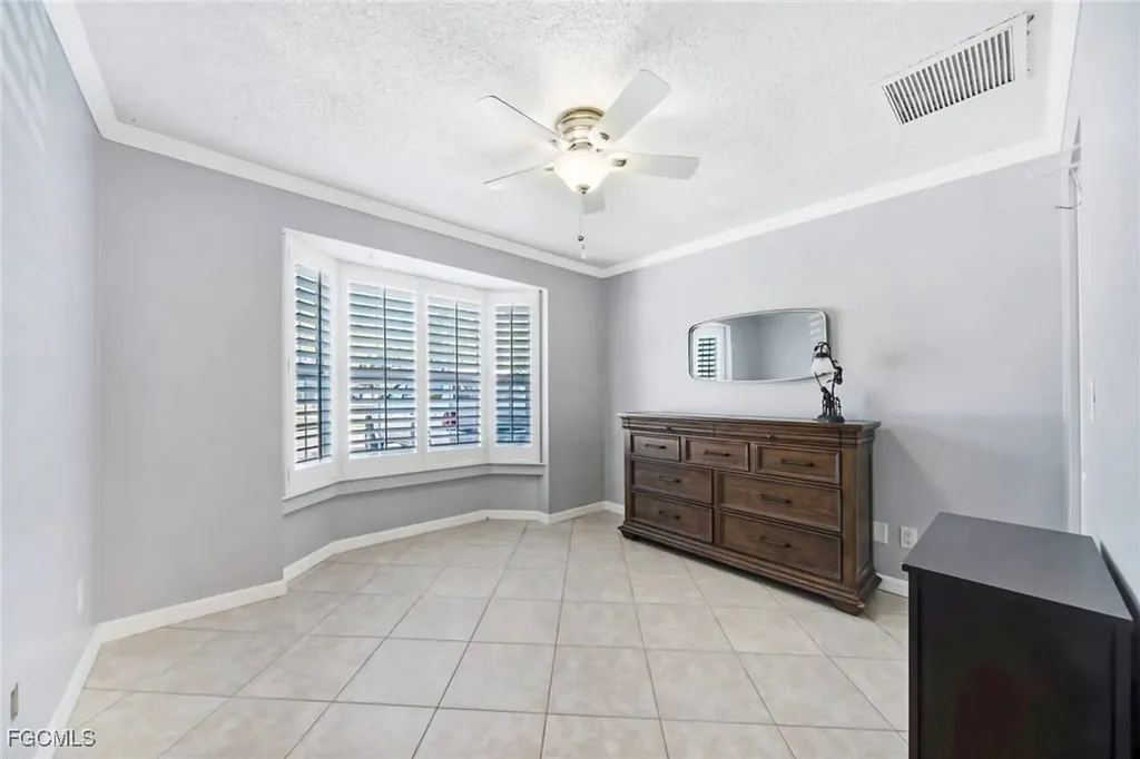 3728 Santa Barbara Boulevard Cape Coral FL 33914