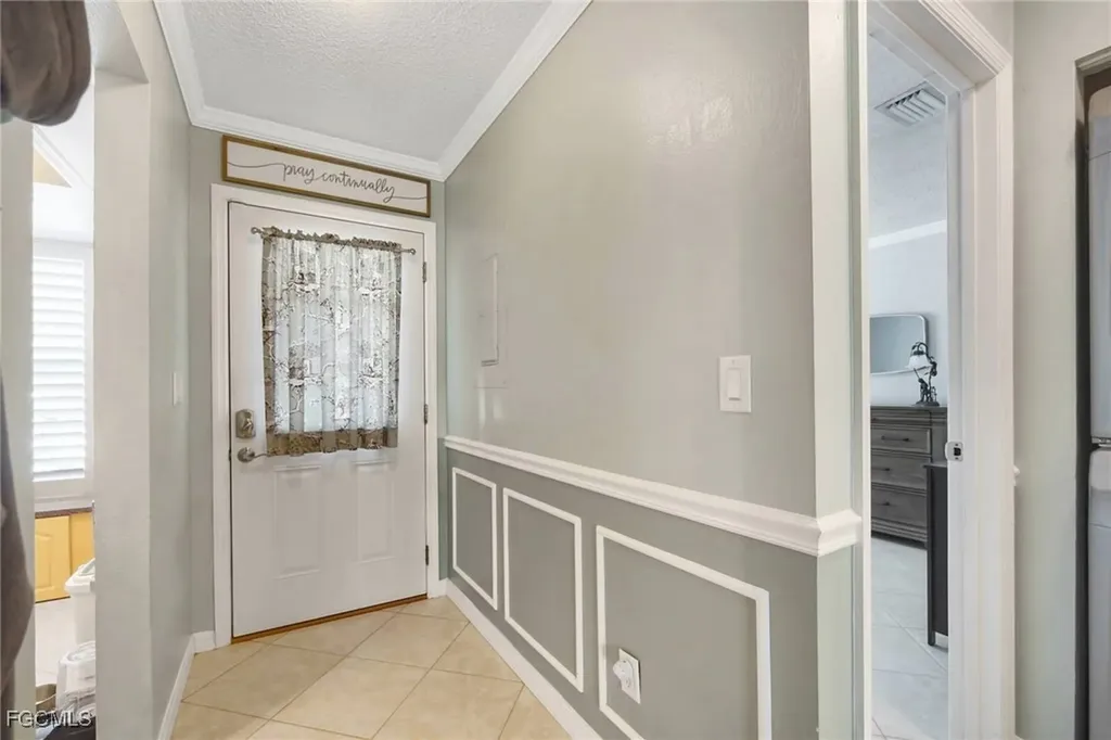 3728 Santa Barbara Boulevard Cape Coral FL 33914