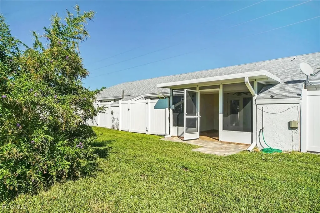 3728 Santa Barbara Boulevard Cape Coral FL 33914