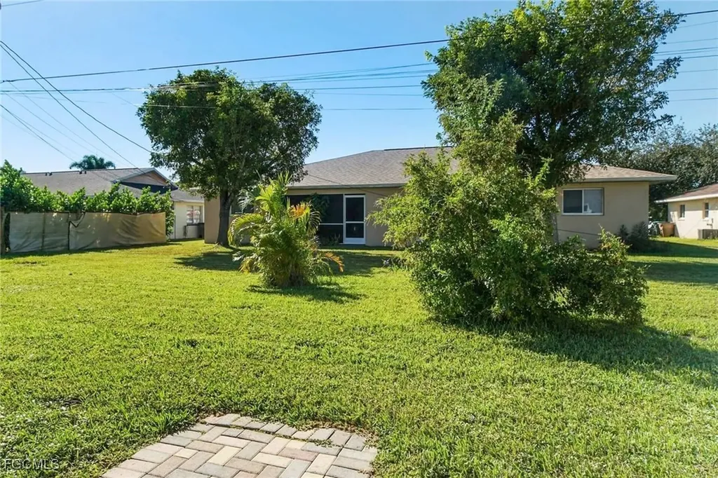 3728 Santa Barbara Boulevard Cape Coral FL 33914