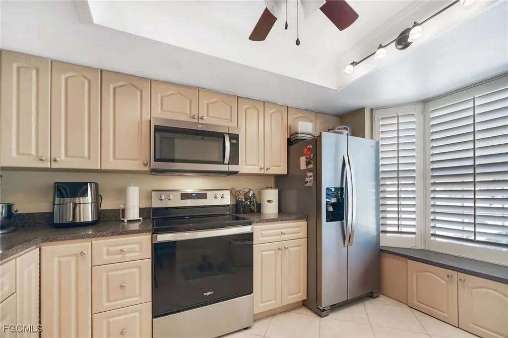 3728 Santa Barbara Boulevard Cape Coral FL 33914