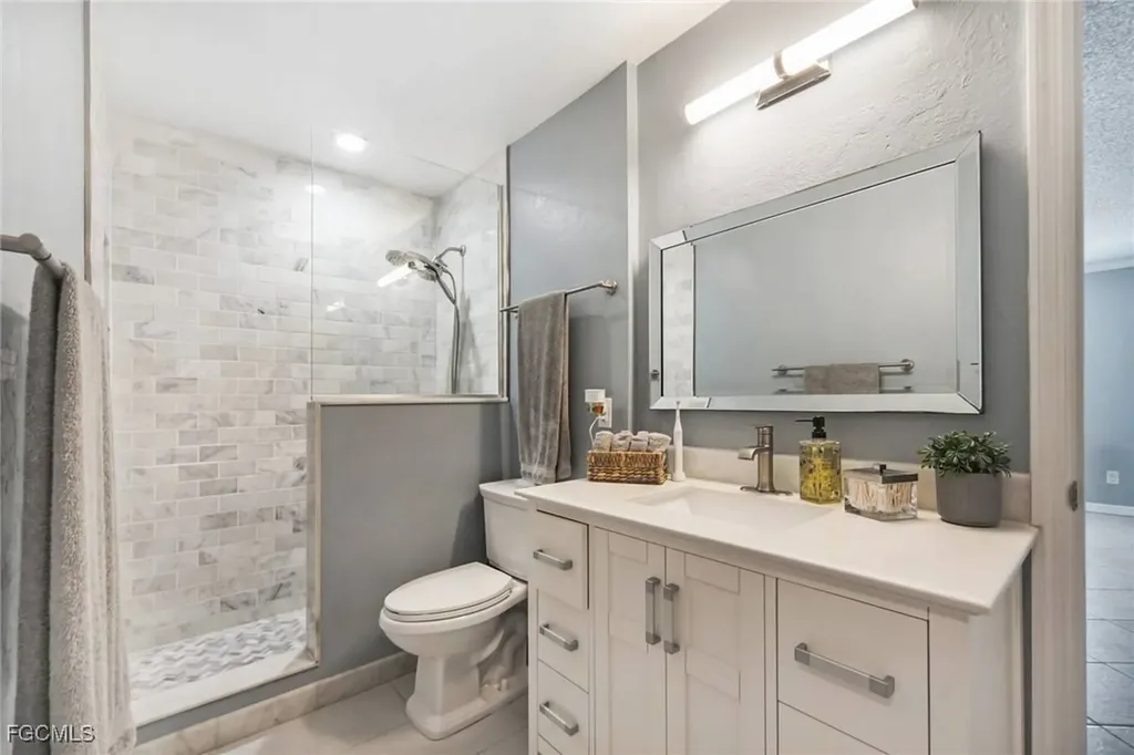 3728 Santa Barbara Boulevard Cape Coral FL 33914