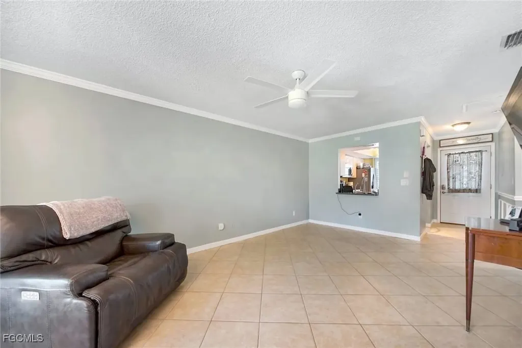 3728 Santa Barbara Boulevard Cape Coral FL 33914