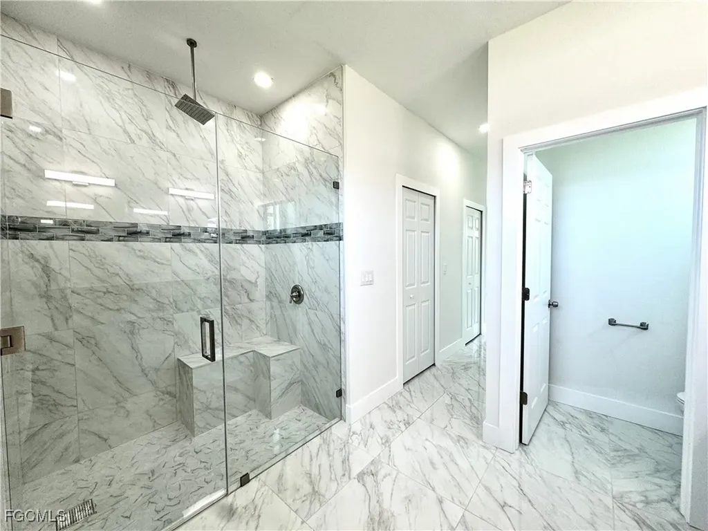 2321 SW 21st Terrace Cape Coral FL 33991