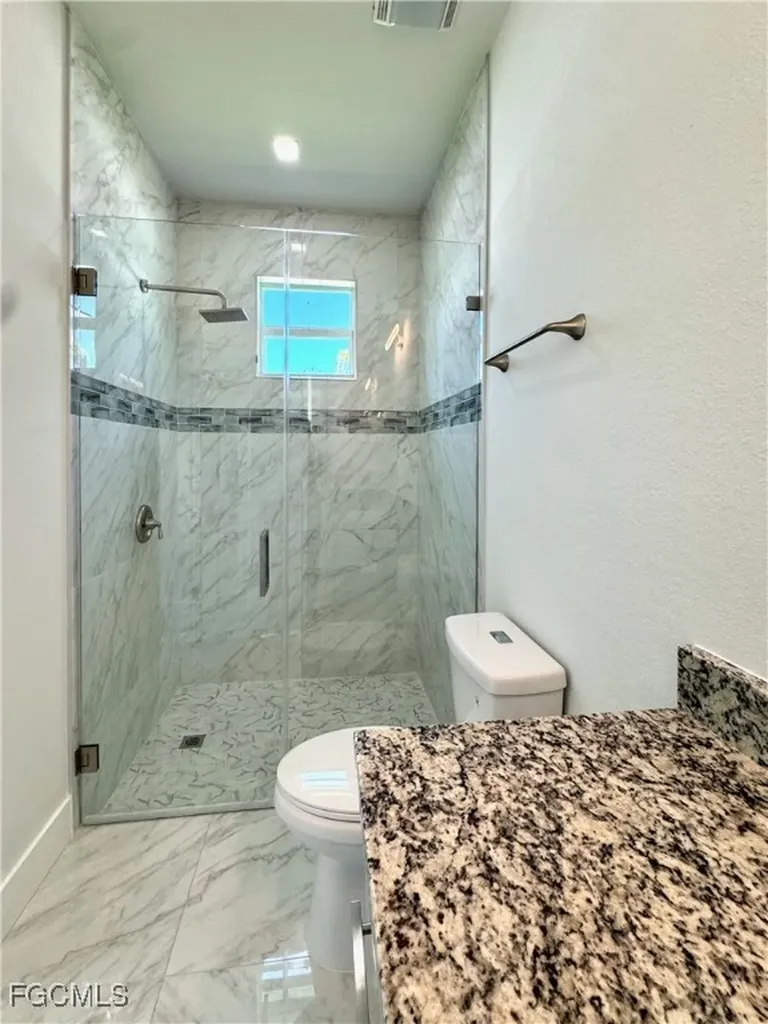 2321 SW 21st Terrace Cape Coral FL 33991