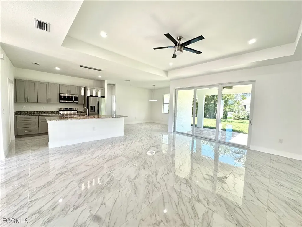 2321 SW 21st Terrace Cape Coral FL 33991