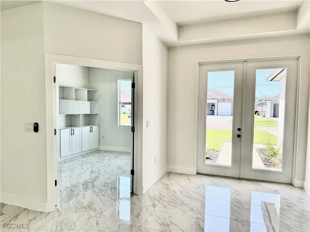 2321 SW 21st Terrace Cape Coral FL 33991