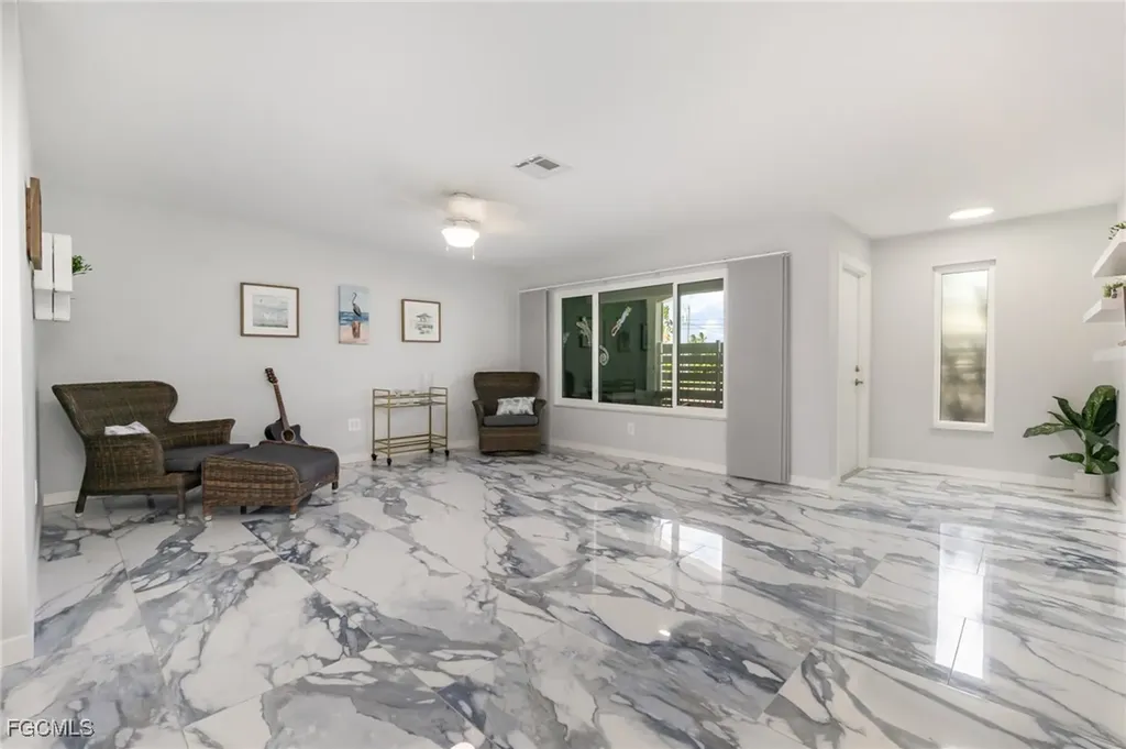 1661 Swan Terrace North Fort Myers FL 33903