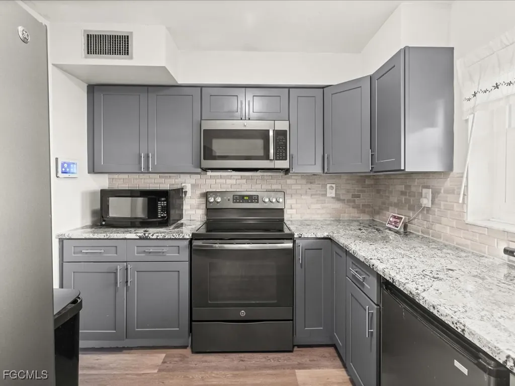 244 SE 45th Terrace Cape Coral FL 33904