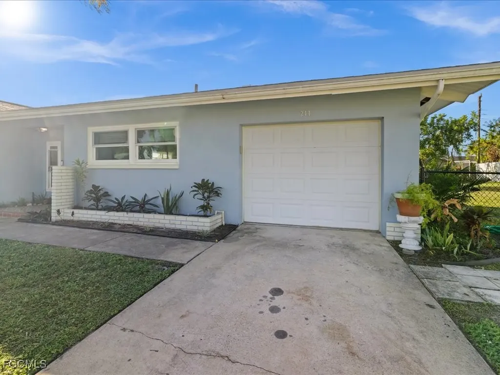 244 SE 45th Terrace Cape Coral FL 33904