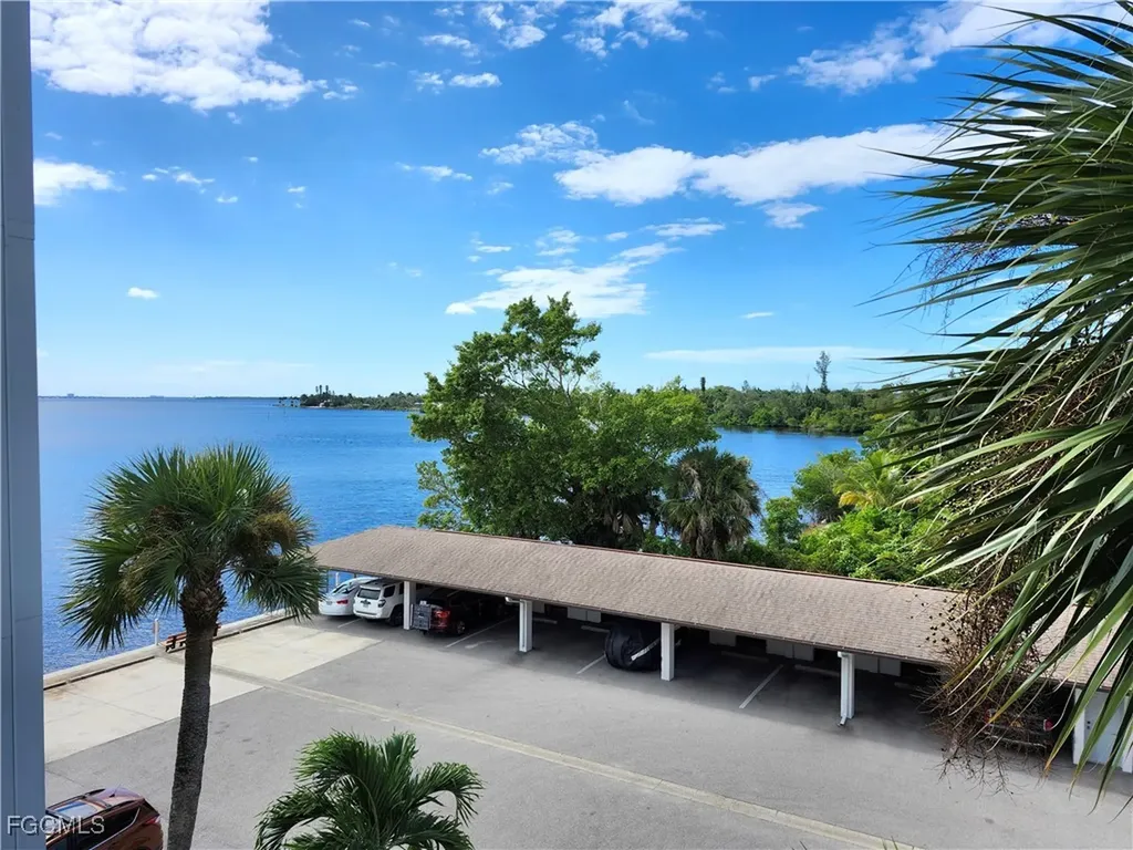 3490 N Key Drive North Fort Myers FL 33903