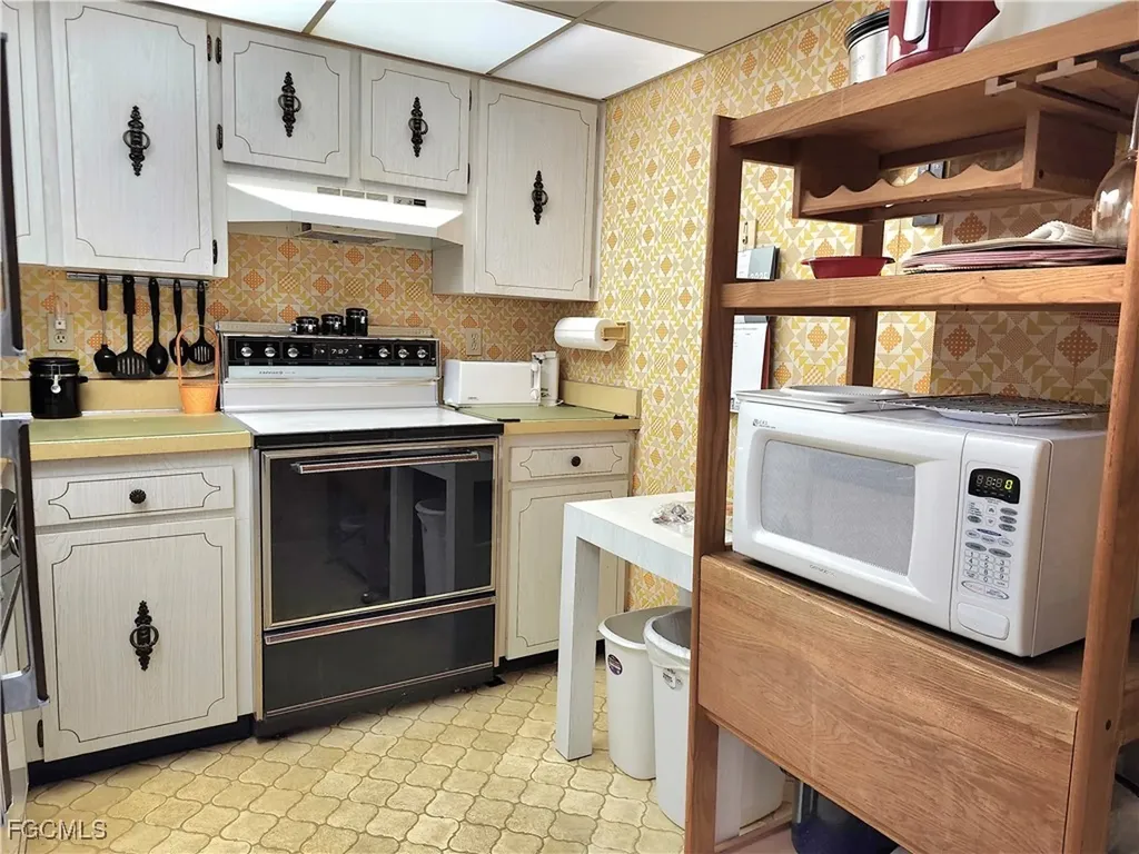 3490 N Key Drive North Fort Myers FL 33903