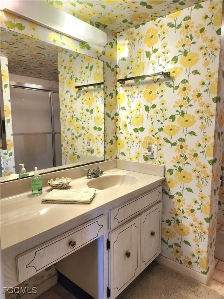 3490 N Key Drive North Fort Myers FL 33903