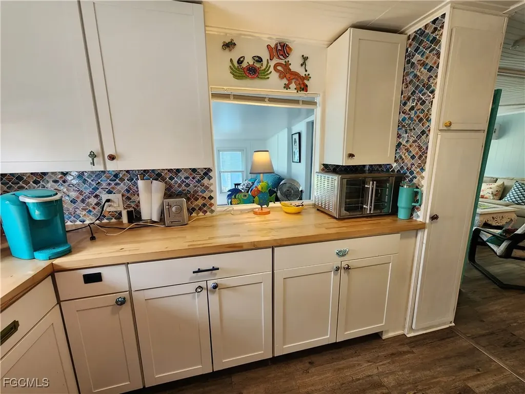 21 Diamond Lane Naples FL 34112