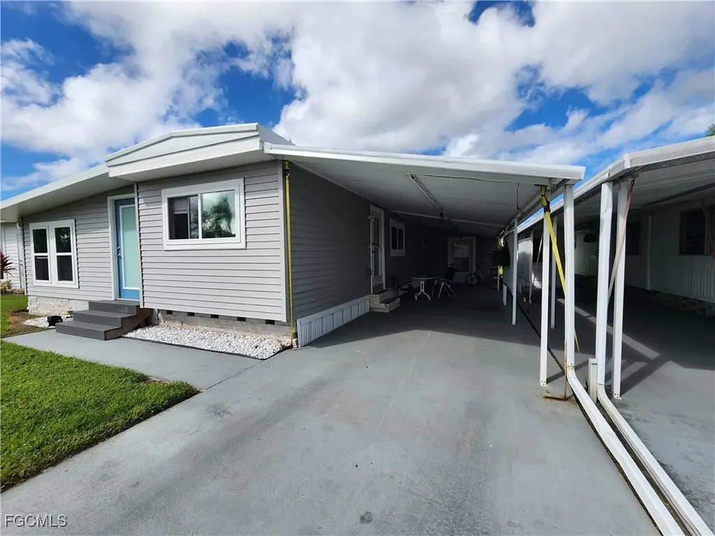 21 Diamond Lane Naples FL 34112