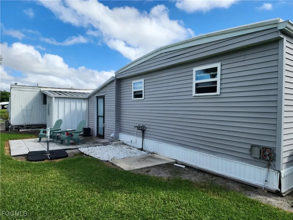 21 Diamond Lane Naples FL 34112