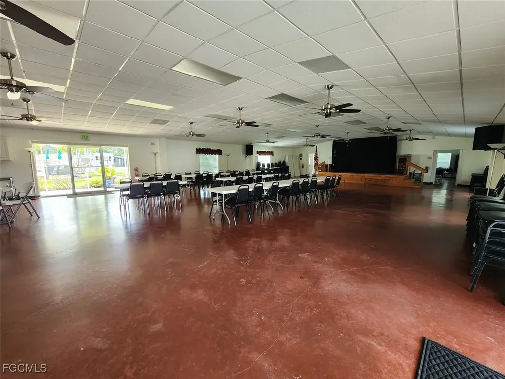 21 Diamond Lane Naples FL 34112