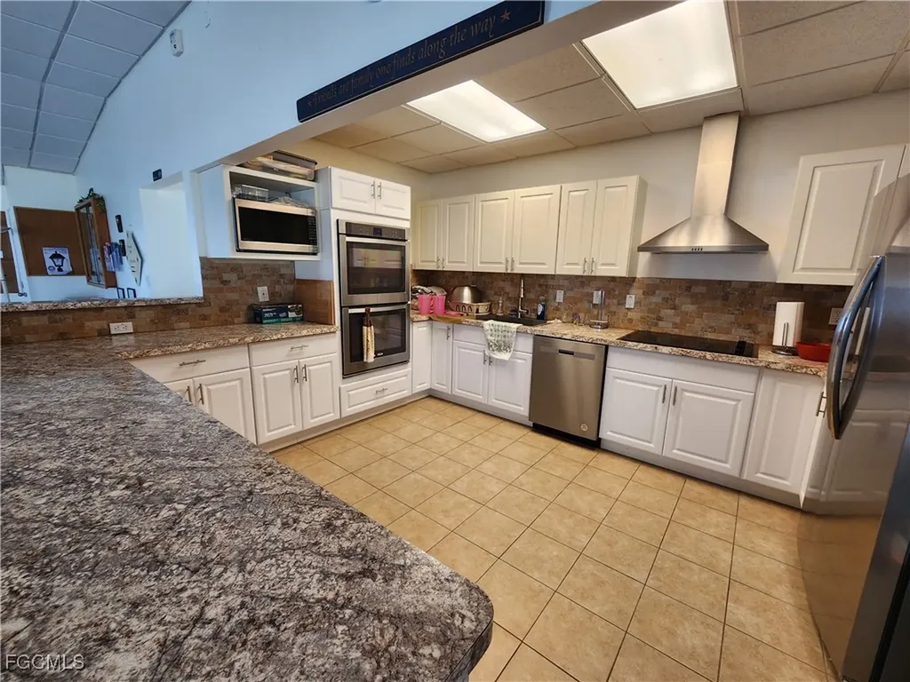 21 Diamond Lane Naples FL 34112