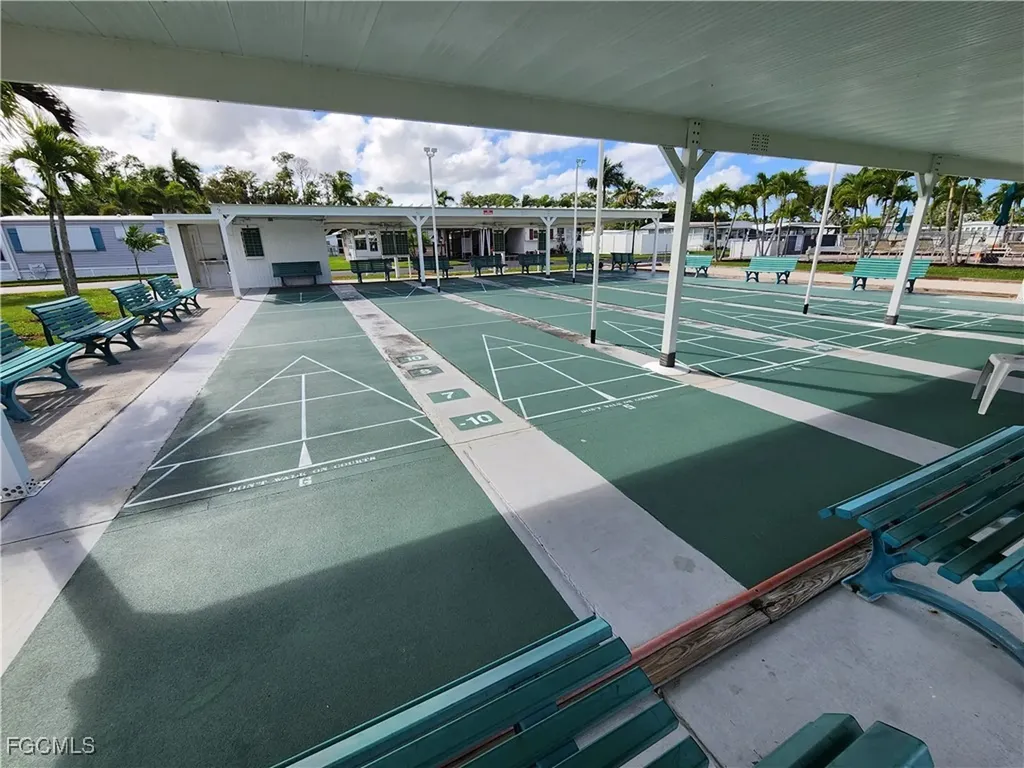 21 Diamond Lane Naples FL 34112