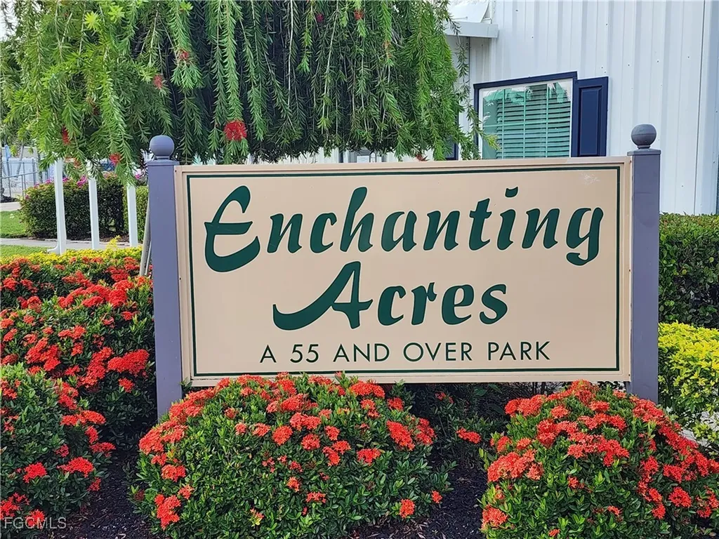 21 Diamond Lane Naples FL 34112