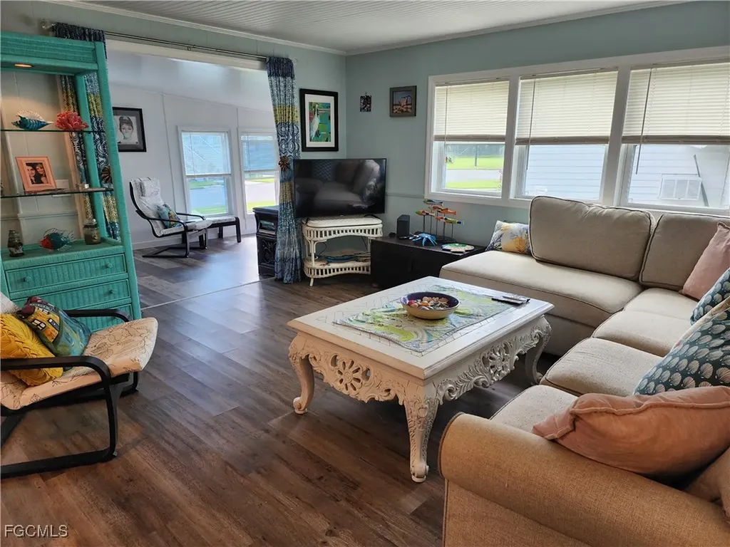 21 Diamond Lane Naples FL 34112