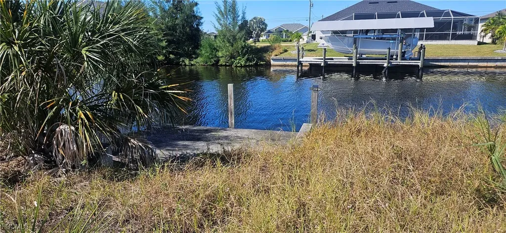 1648 NW 39th Avenue Cape Coral FL 33993