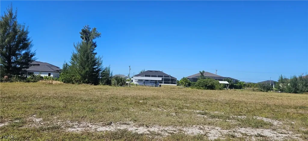 1648 NW 39th Avenue Cape Coral FL 33993