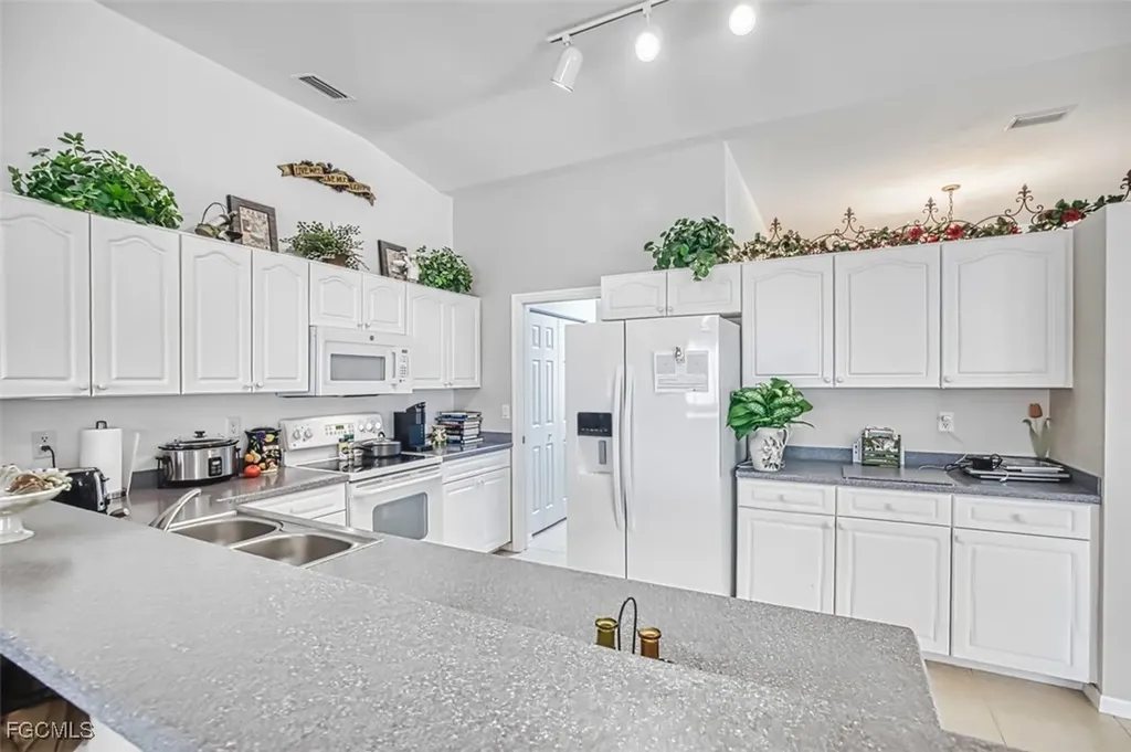 13867 Lazy Lane Fort Myers FL 33905