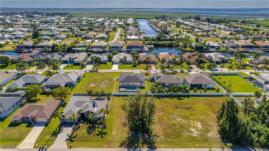 3806 SW 3rd Street Cape Coral FL 33991