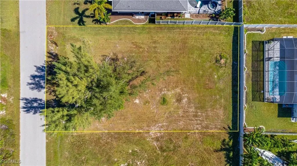 3806 SW 3rd Street Cape Coral FL 33991