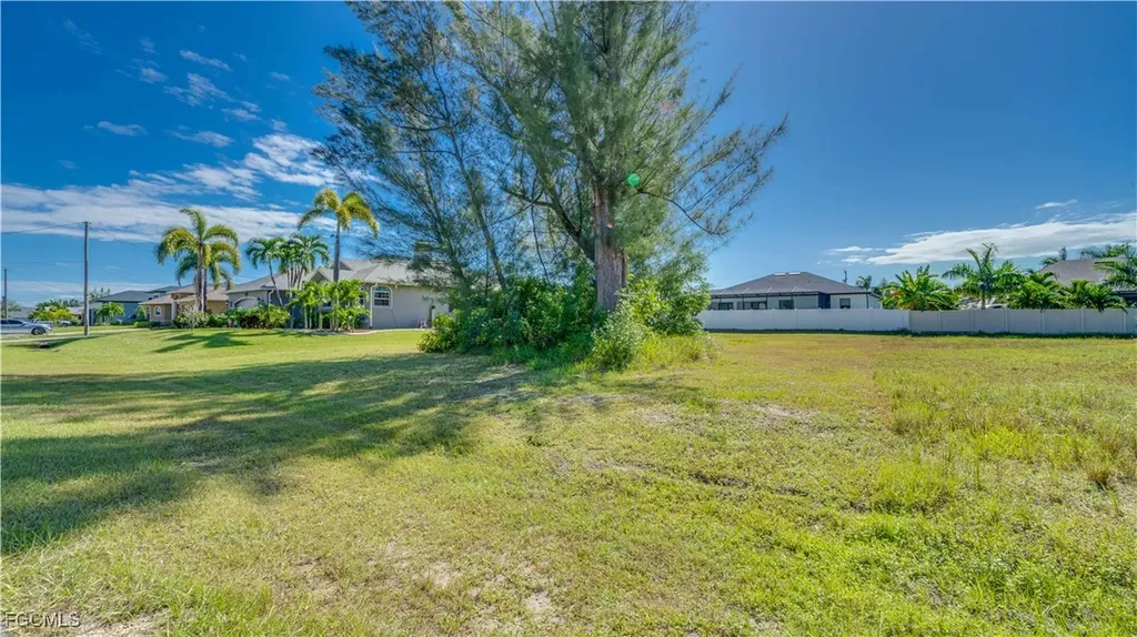 3806 SW 3rd Street Cape Coral FL 33991