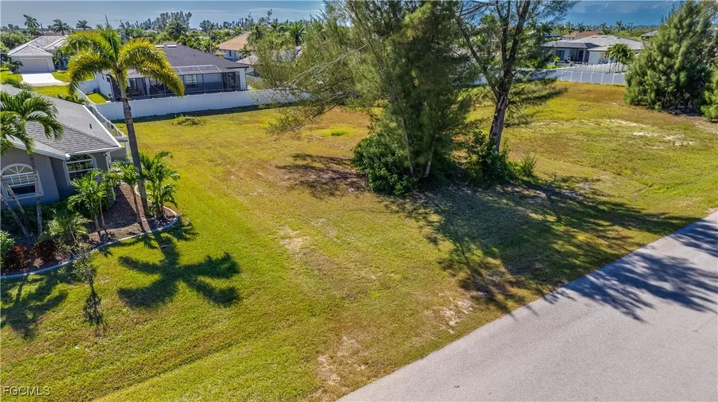 3806 SW 3rd Street Cape Coral FL 33991