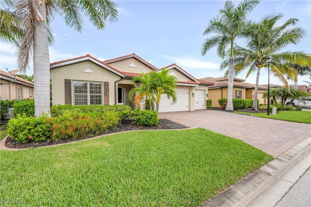 8720 Westwood Oaks Place Fort Myers FL 33908