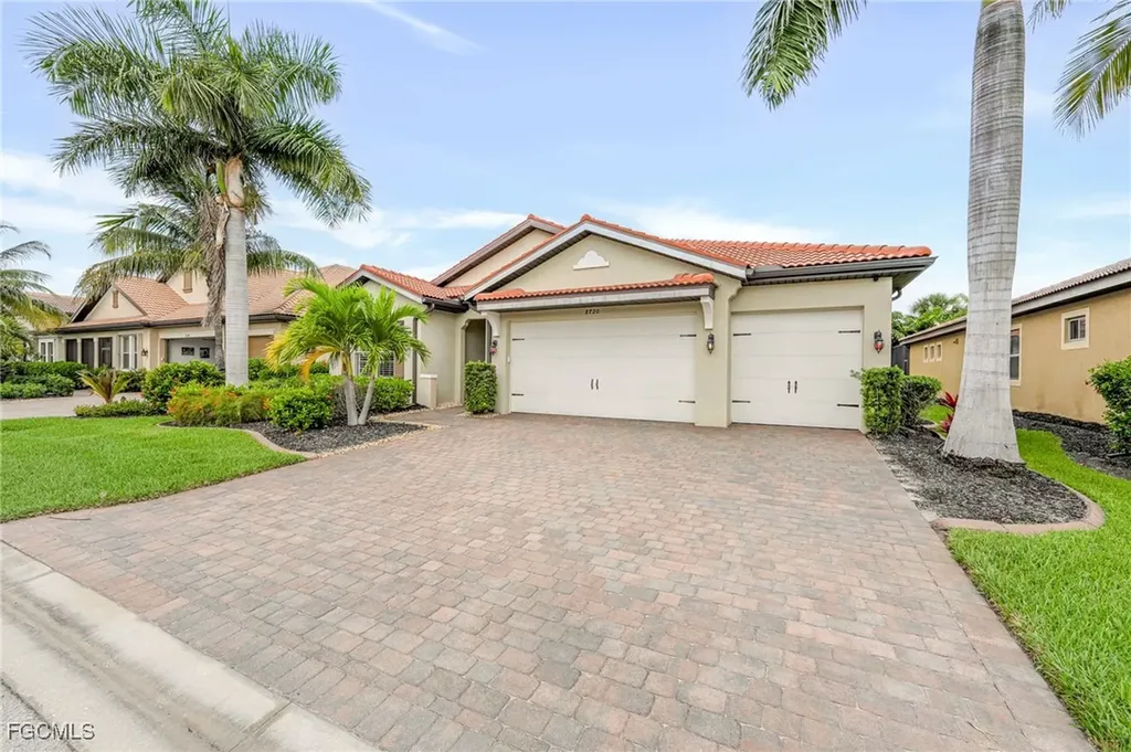 8720 Westwood Oaks Place Fort Myers FL 33908