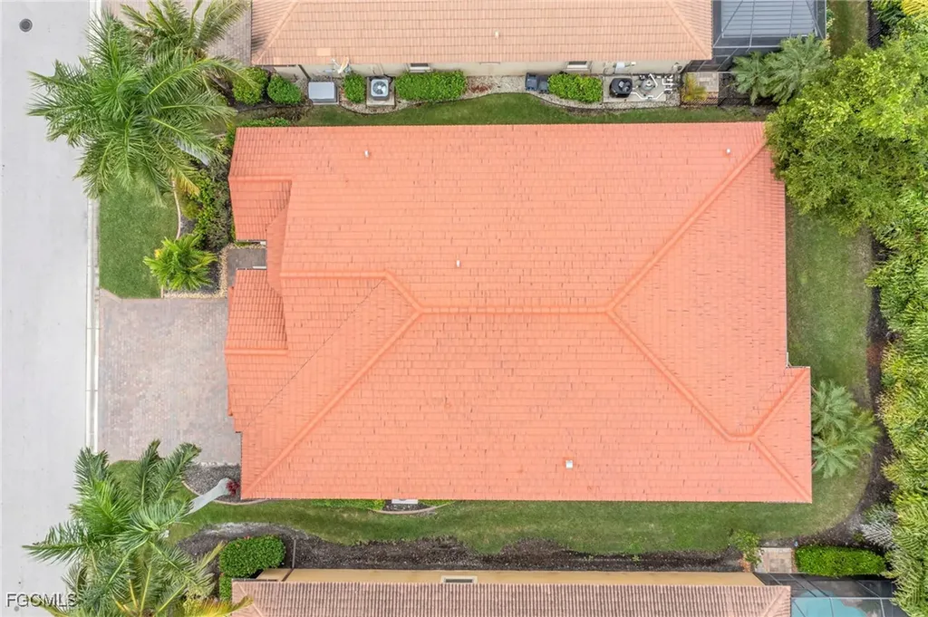 8720 Westwood Oaks Place Fort Myers FL 33908