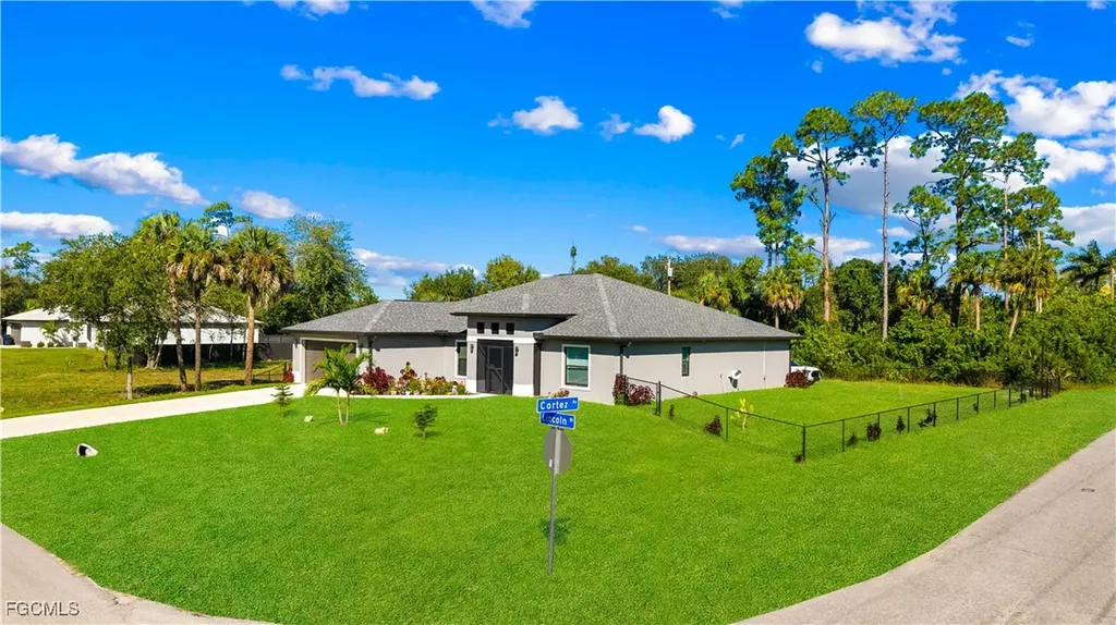 320 Lincoln Boulevard Lehigh Acres FL 33936