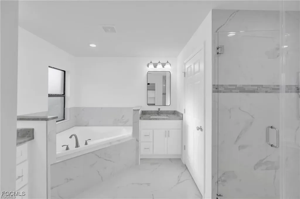 320 Lincoln Boulevard Lehigh Acres FL 33936