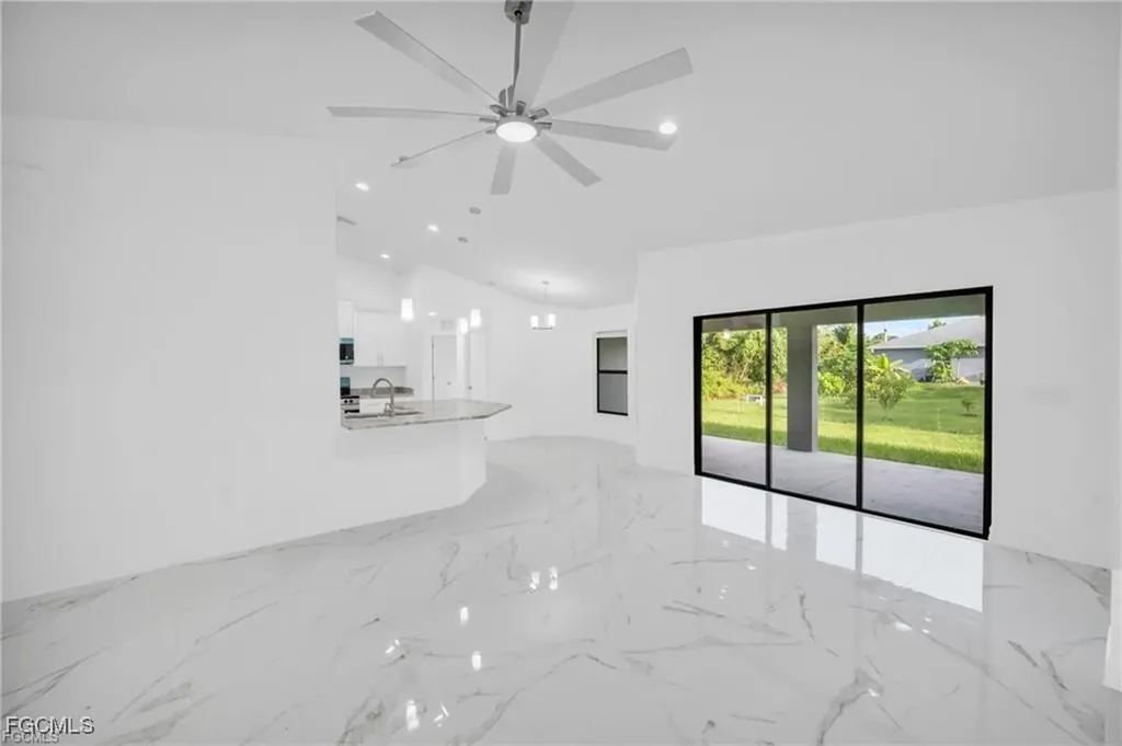 320 Lincoln Boulevard Lehigh Acres FL 33936