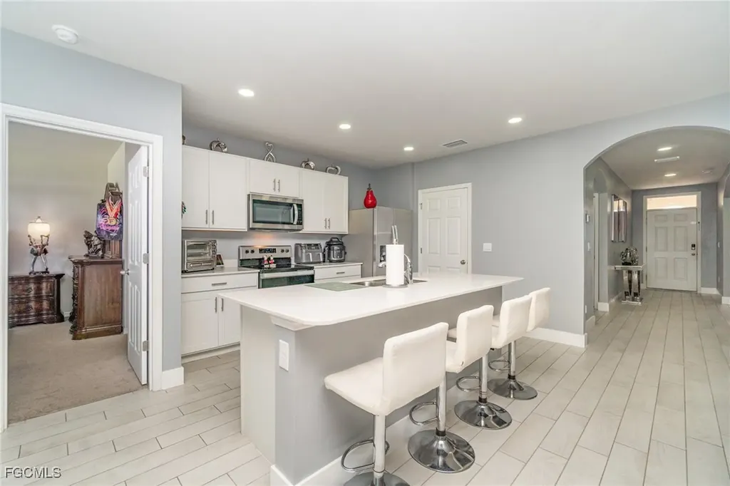 1413 SW Trafalgar Parkway Cape Coral FL 33991