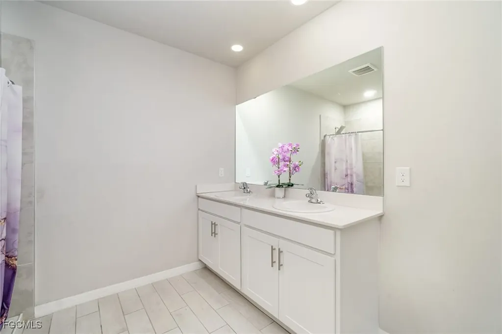 1413 SW Trafalgar Parkway Cape Coral FL 33991