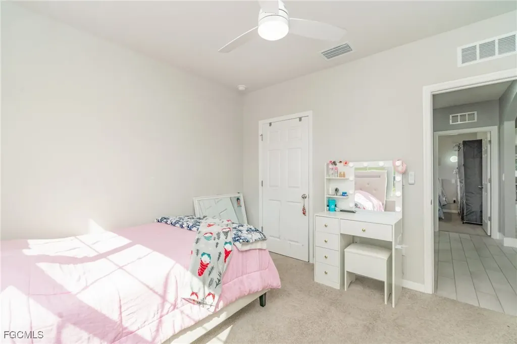 1413 SW Trafalgar Parkway Cape Coral FL 33991