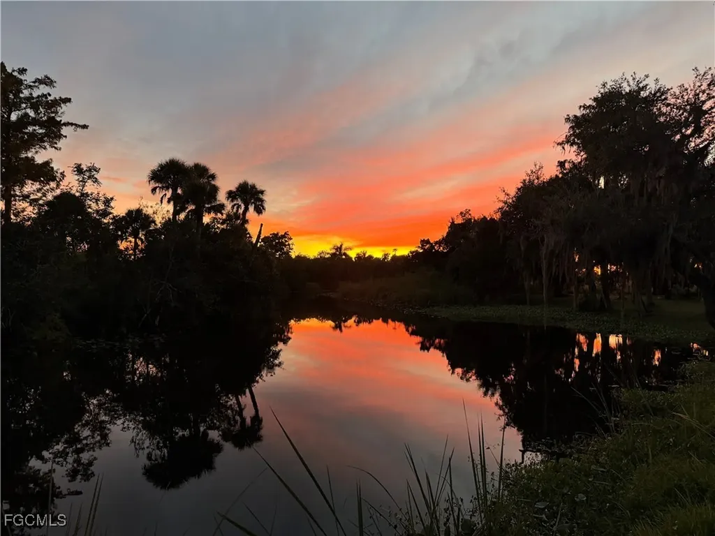 17340 Palm Beach Boulevard Alva FL 33920