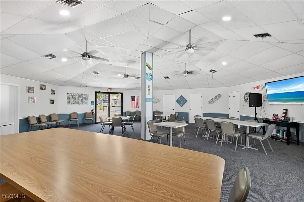 4244 SE 20th Place Cape Coral FL 33904