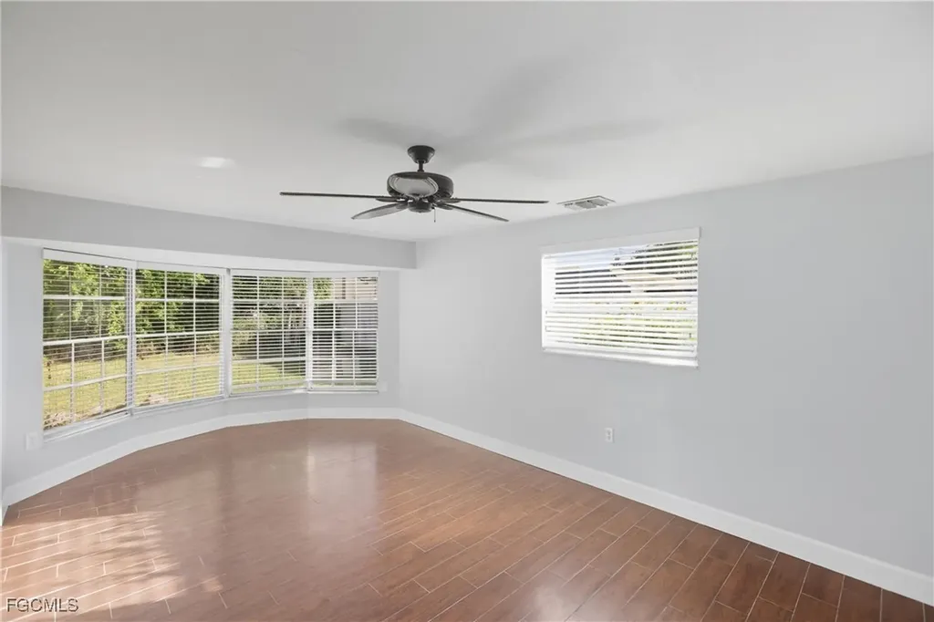205 SE 44th Terrace Cape Coral FL 33904