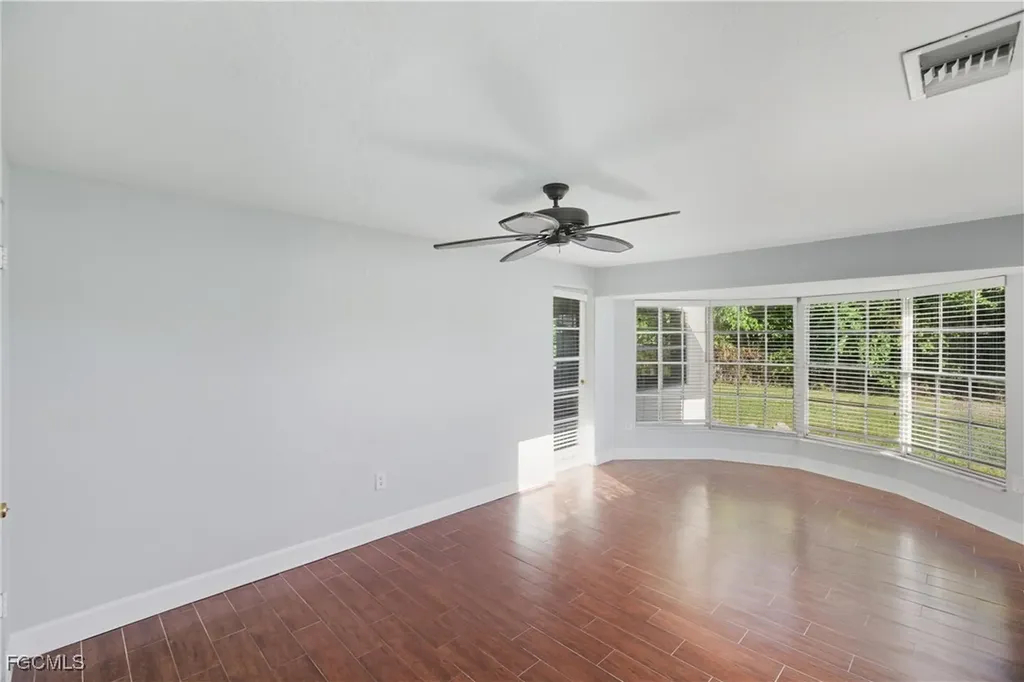 205 SE 44th Terrace Cape Coral FL 33904