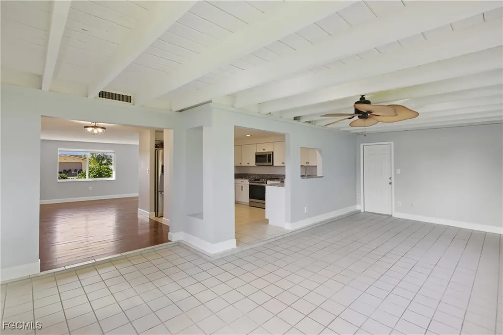 205 SE 44th Terrace Cape Coral FL 33904