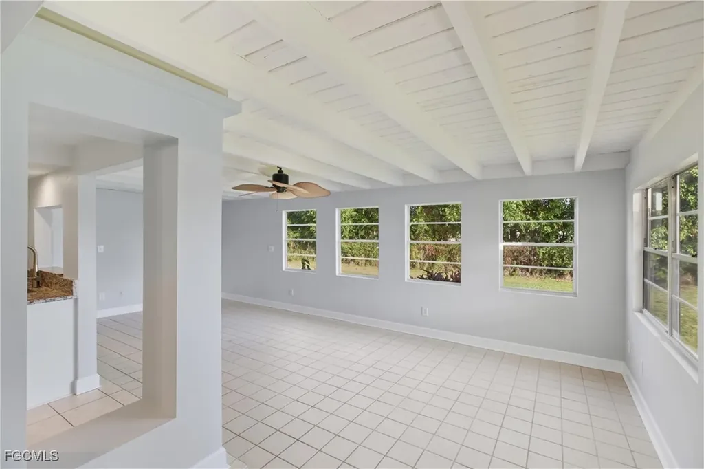 205 SE 44th Terrace Cape Coral FL 33904