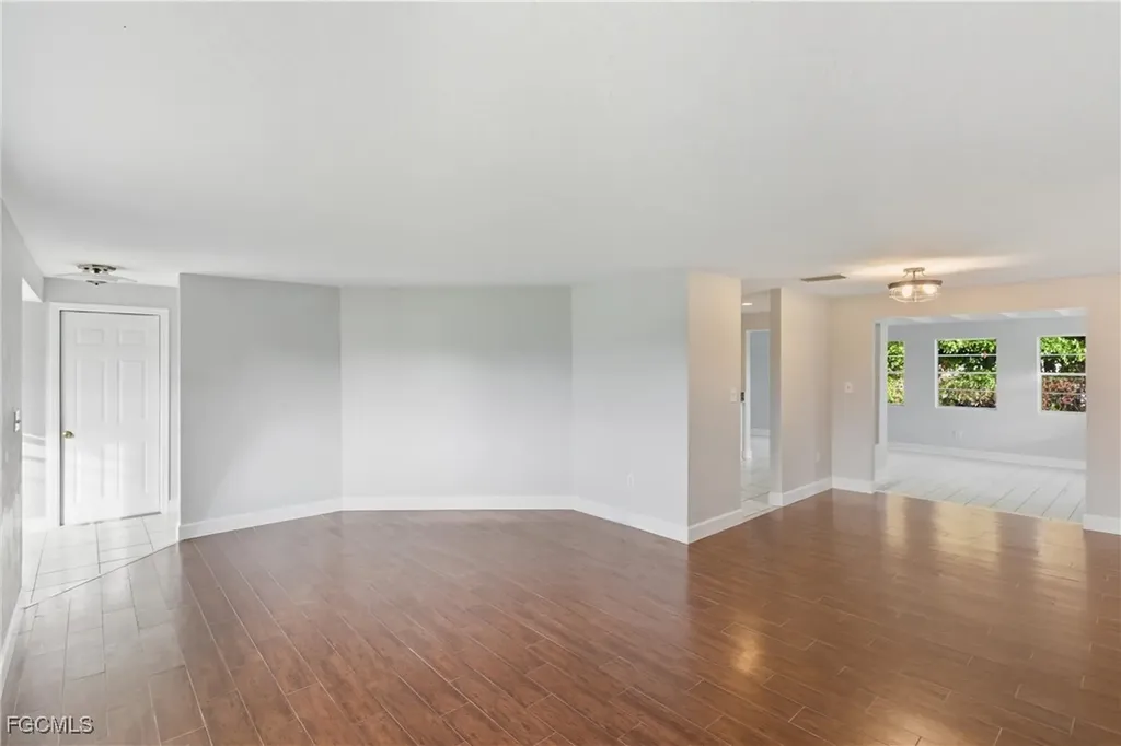 205 SE 44th Terrace Cape Coral FL 33904
