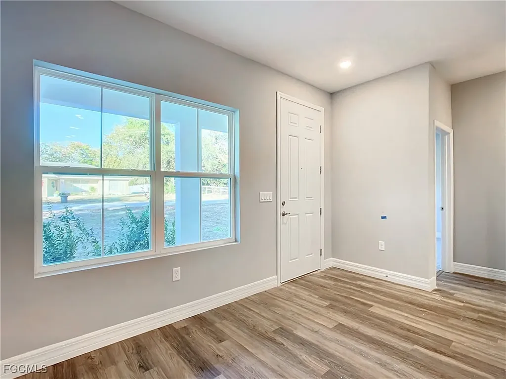 4102 E 7th Street Lehigh Acres FL 33972