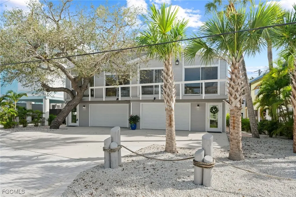 110-112 Voorhis Street Fort Myers Beach FL 33931